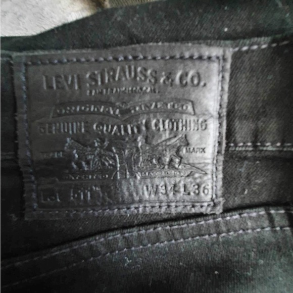 £20 for 2 jacket adidas Size S and jeans levis W34L36 - Picture 2 of 3